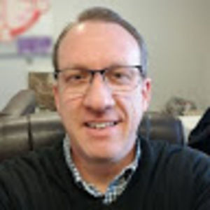 Meet your Posher, Derek